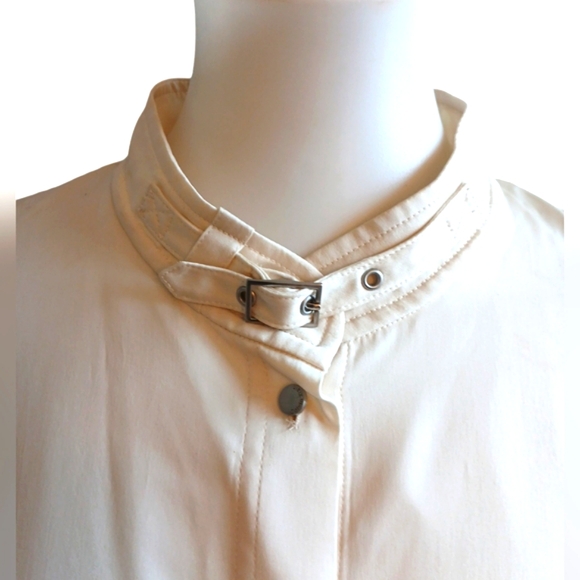 Calvin Klein Silk Ivory Button Down Long Sleeve Shirt with Band Collar Medium - Picture 3 of 10